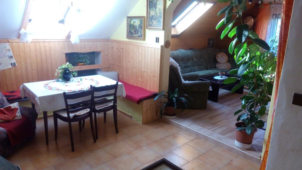 Jablonné v Podještědí U Tri Kocek酒店 外观 照片